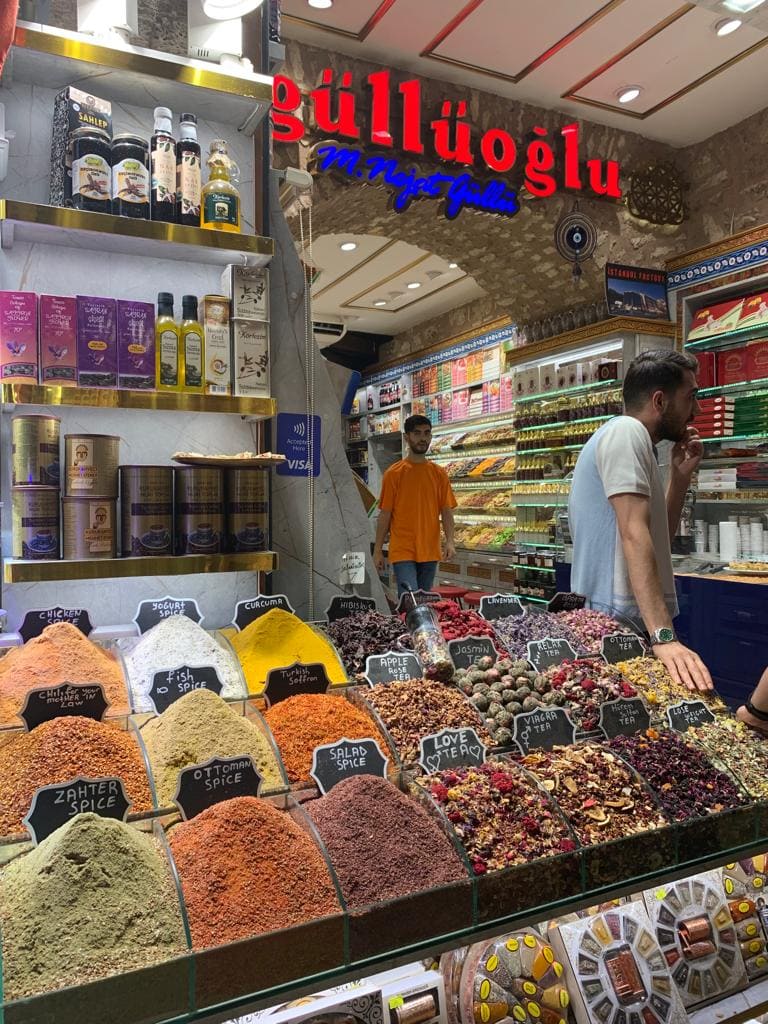 Bazar de las Especias (Mısır Çarşısı)